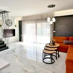 Calma Luxury *