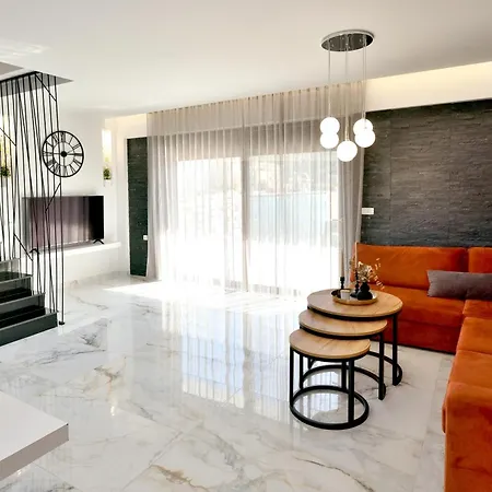 Calma Luxury *